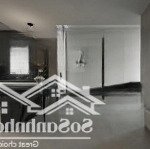 Bán cc 4pn tại phú mỹ hưng,tân phong, quận7,tp.hcm chỉ với giá siêu hời 13,6 tỷ,196m2 ô xe trong sổ