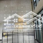 Cho thuê văn phòng st morizt mặt tiền phạm văn đồng diện tích đa dạng xem thực tế. lh 0942878189 tú