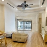 Chính chủ bán căn 2pn park hill premium, giá: 7 tỷ bao phí .lh: 0962.984.823
