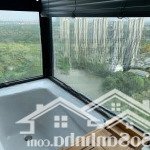 Cần bán căn 3 ngủ tầng 19 toà sp skyoasis giá 4.7 tỷ lh 0961694919