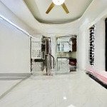 Chỉ với hơn 4 tỷ sở hữu ngay nhà mới 5 tầng long biên rộng thoáng