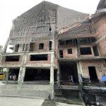 Biệt thự tây hồ -94m- ô chờ thang máy -ô tô dừng đỗ ngày đêm- bảo vệ- sát quận ủy tây hồ -giá 44 tỷ