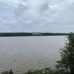Bán đất huy hoàng, đường tạ hiện đi vào, q2, 195 triệu/m2, diện 100m2, đối diện công viên