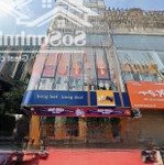 Cho thuê nhà mặt phố trần duy hưng, dt 110m2x5t, mt 7m giá phố cực đông dân, tập trung các hãng lớn