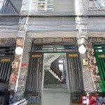 Nhà 3,2m dài 10m ở 1 sẹc trương thị hoa gần siêu thị mega metro quận 12