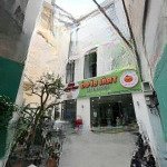 Bán toà nhà đường nguyễn chí thanh, đang khai thác rất tốt. dt: 16x18m. 35 tỷ