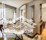 Căn hộ 1 phòng ngủ full nội thất cao cấp, cửa sổ lớn lê thị riêng quận 1 gần bùi viện