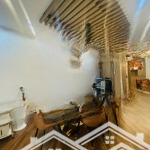 Vợ chồng tôi cần bán căn hộ hoàng đạo thúy tòa 34t giá 11 tỷ, dt: 150 m2, lh 0976255696