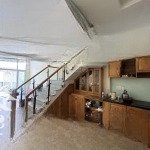 Bán nhà 3 tầng 4 pn hoàn công - hxh - lê văn chí - ngã tư thủ đức