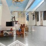 Nhà 2 tầng - cách nguyễn duy trinh chợ long trường 200m -hẻm xe hơi thông -ở ngay - giá 4,5 tỷ tl