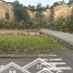 Siêu phẩm. lô đất ba mặt đường 137.8m2, ô tô tránh, view cực đẹp tại hoà lạc. chỉ hơn 30tr/m2