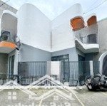 Chủ gửi bán nhà 1trệt 1lầu ( hoàn công ) mới 100% - kdc p. bửu hòa. giá chỉ 3,450 tỷ tặng nội thất