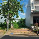 Bán nền khu phú an đường b2  - dt 90m2 - giá 2,4 tỷ - lh 0949946604 quý