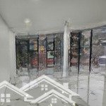 Cho thuê nhà làm vp đẹp nhất nguyễn sơn dt 80m2