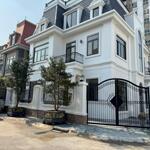 Biệt thự kđt dịch vọng. sổ 268m. mt 14m. 4 tầng. full nt; 72 tỷ có tl. 0974687037