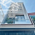 Cần tiền bán nhà 2 lầu đường lê hồng phong p2 quận 5. dt 40m2. sổ riêng. lh 0902631003