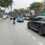 Nhà đẹp dân xây uy tín nguyễn văn cừ 42m, 6t, mt4m, thang máy, kd, ô tô tránh.