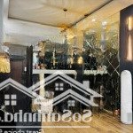 Chính chủ cần bán gấp căn hộ 67m2, 2pn, 2wc nhà tầng trung hướng mát chung cư eco green city