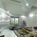 Hàng hiếm! phố nguyễn văn huyên, gara ô tô, thang máy, ở vip kinh doanh đỉnh 70m x 6t