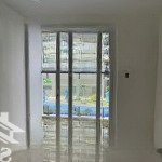 Bán nhanh căn 2pn 50m2 giá 2t480, vcb hỗ trợ vay, tầng thấp,view hồ bơi. lh 090.330.4200 ms nguyên