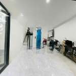 Bán nhà đội cấn 40m2 6 tầng thang máy giá 8,7 tỷ - ngõ thông - thoáng sáng lh 0985342385. e trường
