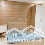 Cho thuê căn hộ có ban công trục đường chính đầy đủ nội thất tại fpt - giá chỉ 4 tr - lh 0932406446