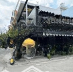 Bán gấp nhà 3 tầng (10x15m) lô góc 2 mt đường ngay chợ bình chánh đang cho thuê nhà 20 triệu tháng
