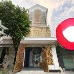 Sống đẹp kiểu âu - sát biển & đại học bách khoa! nhà tân cổ điển lê văn sĩ 3 tầng full đồ