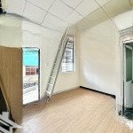 Căn duplex ban công lớn 35m2 ngay khu ăn vặt đồng đen quận tân bình
