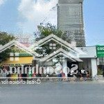 Bán gấp đất mặt tiền ngã tư hai bà trưng và trần hưng đạo đối diện sân vận động trung tâm tp dĩ an