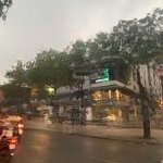 Cho thuê nhà mặt phố trung hòa, mặt tiền lô góc 28m, diện tích 200m2, 4 tầng, cầu giấy, hà nội