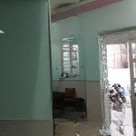 Nhà c4 có gác bình nhâm, đường xe hơi 7 chỗ. khu dân cư ở kín, cao ráo, ko mồ mả