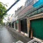 No. 1 thị trường - mặt tiền giá hẻm trần hữu trang, p11, phú nhuận. ngang lớn(5x12m)56m2. 2tầng/3pn