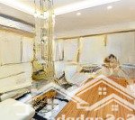Chính chủ bán căn hộ 3pn - 85m2 - có sổ, full nội thất, giá thoả thuận