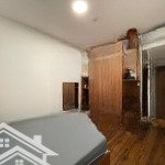 Căn góc mp6 | tầng trung | view kênh đào | 67m2 2pn | sẵn nội thất xịn