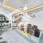 Phố vip vũ trọng phụng -ô tô kinh doanh sát phố 32m x4 tầng full nội thất ở luôn