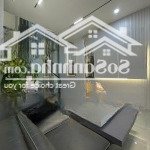 Nhà mới 5 tầng có thang máy, tặng nội thất, giá bán dưới 10 tỷ còn thương lượng. lh 0906435138