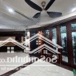Trung tâm quận - ô tô - thang máy - nội thất cao cấp