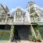 Tôi cần bán nhà hoàng văn thụ-p15-phú nhuận dt 67,5m2 giá 2tỷ85 cho thuê 22tr/th. gần ubnd phường 9