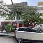 Cô loan bán nhà 73,5m2, gần bến bạch đằng đang cho thuê 21tr/4tỷ240. đ.đông du - p.bến nghé - q.1
