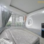 Studio có thang máy - mặt tiền nguyễn gia trí d2 - ban công - full nội thất - khu sầm uất tiện nghi