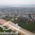 Cần bán 372m2 có 300m2 tc cách ủy ban phường nam tiến phổ yên 50m,gần đường vd 5,quảng trường.