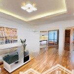 Cần bán gấp căn hộ 104,71m2 tầng trung, nội thất full đồ cao cấp tại chung cư five star kim giang