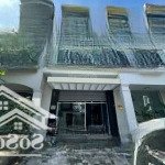 Bán nhà phố hưng gia 2 phú mỹ hưng đường lớn 17m