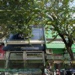 Bán nhà mặt phố lạc long quân quận tây hồ, diện tích nhỏ xinh, kinh doanh vô đối. giá dưới 20 tỷ