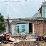 Duy nhất 1 lô mặt tiền đường ngay lê văn việt. 5 x 19 = 95m2