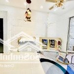 Cho thuê căn hộ 2pn, 2wc, 14 triệu, 81m2 tại the gold view, bến vân đồn, q4, hcm. lh 0908374425