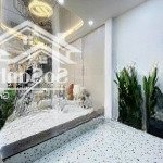 Nhà mới đẹp! sát mặt tiền đường hoàng hoa thám, p6, pn. 44m2 - vuông vức - 3 tầng. giá: 9,75 tỷ tl