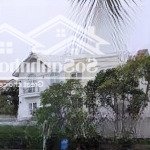 Biệt thự vin long biên, diện tích 382m2, mt 16m
giá bán 168tỷ(tl) khu biệt thự dành cho giới