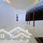 Mặt phố- quận tây hồ- âu cơ - 7 tầng thang máy- ô tô đỗ cửa- dt 130m2- mt 6m- nhỉnh 52 tỷ 560 triệu